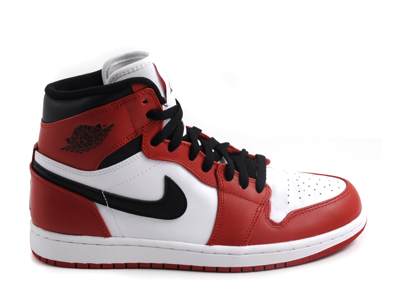 Купить air jordan оригинал. Nike Air Jordan 1 Red. Nike Air Jordan 1 Retro. Nike Air Jordan 1 High Red.